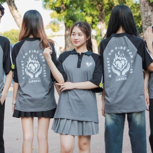 may-dong-phuc-hoc-sinh-lop-nhom